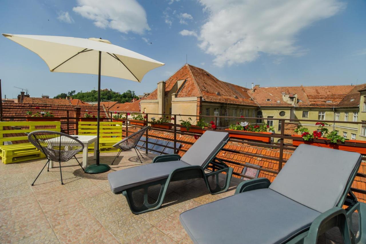 Rooftop Central Apartment Brasov Exterior photo
